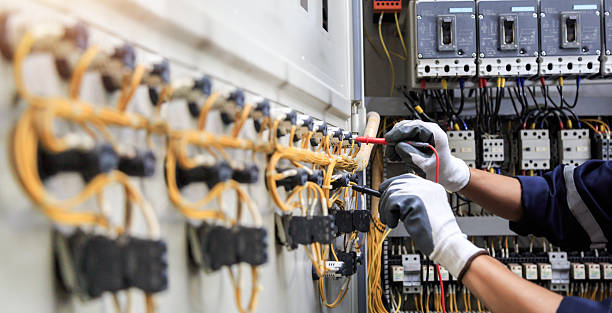 Professional Electrician technician working in Armada, MI